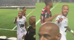 Ué? Neymar bate boca com torcedor do Santos e sai em defesa de jogador do Flamengo