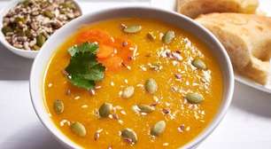 7 receitas de caldos e cremes leves para os dias frios