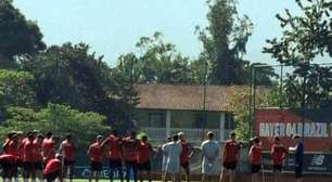 Bayer Leverkusen treina no CT do Flamengo