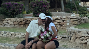 Anitta quebra discrição em relação a namoro e publica fotos românticas com o namorado