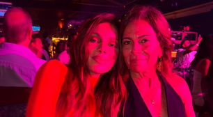 Como é o cabaré em que Anitta levou a mãe em Ibiza