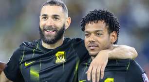 "Olha o Romarinho!" Destaque de título do Corinthians, novo atacante do Vitória fez parceria com Benzema