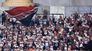 Organizada do São Paulo se reúne com jogadores, Muricy e Crespo no CT da Barra Funda