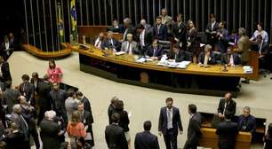 Após medidas contra Bolsonaro, oposição articula PEC contra decisões monocráticas no STF