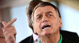 'Supresa e indignação'; a reação da defesa de Bolsonaro após ação da PF