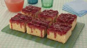 Bolo com geleia caseira de morango: faça o doce delicioso em casa