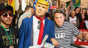 Com Bolsonaro fantasiado de presidiário, comerciantes da 25 de março protestam contra Trump