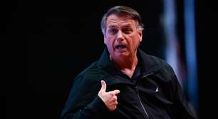 PF apreende US$ 14 mil em dinheiro vivo na casa de Bolsonaro