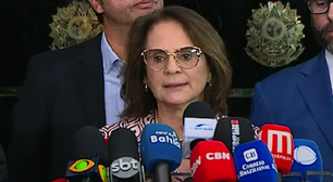 Bolsonaro vai se calar, mas Michelle nos conduzirá, diz Damares