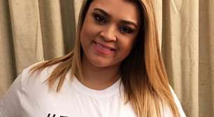Preta Gil subia o morro e apoiou jornal em favela: "Chegou com dois caminhões"