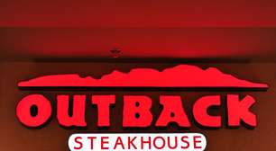 Garçom do Outback é demitido por injúria racial contra colega de profissão