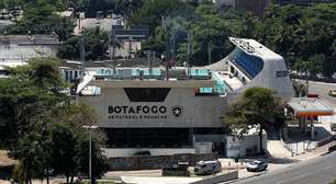 Botafogo mantém lateral após proposta tentadora do exterior