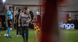 Luizinho Lopes joga a real no Vila Nova após vitória: "Não tem dinheiro"