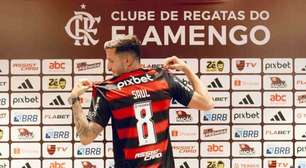 Saúl destaca reencontro com Filipe Luís no Flamengo: 'Como jogador, já era treinador'