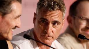 Joaquin Phoenix relembra crítica de diretor no início da carreira: "Me deixou p***"