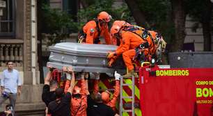 Cortejo do corpo de Preta Gil tem aplausos, emoção e balões