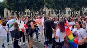 Fãs cantam sucessos de Preta Gil durante velório no Rio de Janeiro