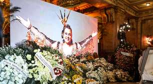 De Lula a Ivete: veja o que famosos escreveram para Preta Gil em coroa de flores