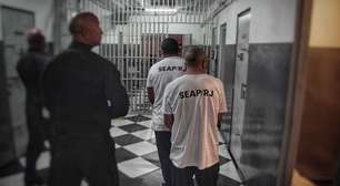 Comando Vermelho: Governo transfere dois líderes para presídio federal no Paraná