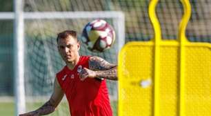 Grêmio oferece R$ 65 milhões ao Al-Rayyan para contratar Róger Guedes