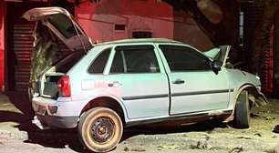 Motorista morre ao bater em árvore enquanto fugia de blitz em Anápolis