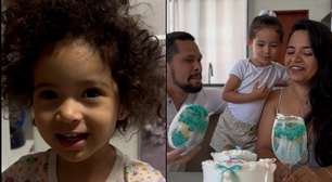 Garotinha adivinha que mãe estava grávida e que bebê seria um menino: 'Papai do céu disse'