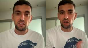 Zagueiro cobiçado por times brasileiros explica comemoração que barrou ida ao Botafogo: 'Não foi falta de respeito'