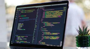 Há 35 anos um desenvolvedor não conseguiu resolver um bug, então simplesmente mudou o texto da mensagem de erro