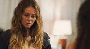 Diogo Nogueira se impressiona com Heleninha em "Vale Tudo"