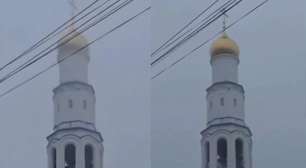 Vídeo mostra sino de igreja tocando durante tremor de terra na Rússia
