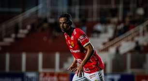 Ex-Vila Nova e polêmico, Fernando tem atualização de time e estaria em Goiânia