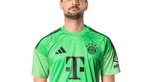 Goleiro do Bayern Munique anuncia a morte do filho de apenas 6 anos