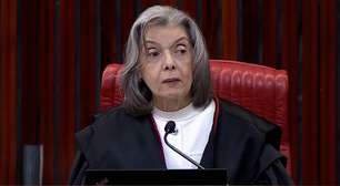 'Papel de Moraes na história será sempre lembrado', diz Cármen Lúcia em discurso no TSE