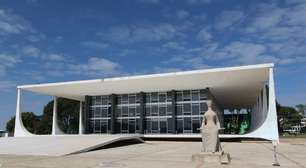 STF encurta sessão por jogo do Brasil na Copa: 'Nenhum de nós é imune'