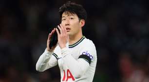 Son se emociona em despedida no Tottenham