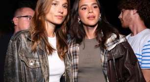 Bruna Marquezine exibe shape sarado em evento com Sasha Maneghel