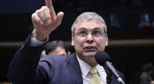 Vice de Motta não tem poder para pautar a anistia, diz líder do PT