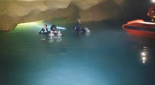 Mergulhador amador sobrevive por cinco dias em caverna submersa na China