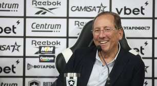 Botafogo cobra R$ 410 milhões do Lyon e defende Textor de ameaças jurídicas da Eagle