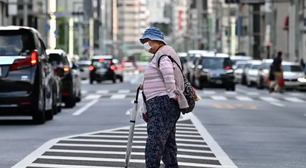 Japão tem 'aluguel de avós' para curar epidemia de solidão