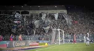 Torcida do Vasco esgota ingressos para decisão contra o CSA