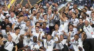 Botafogo é indicado entre os melhores clubes do mundo em 2024 pelo Bola de Ouro