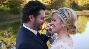 Um dia após Kelly Clarkson cancelar shows, família anuncia morte do ex-marido Brandon Blackstock