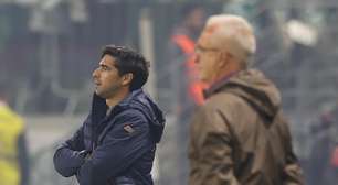 Abel Ferreira reage a críticas da torcida após eliminação e evita falar sobre futuro no Palmeiras