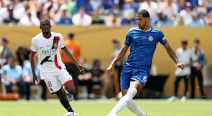 Chelsea confirma cirurgia de Levi Colwill após grave lesão no joelho