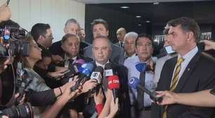 Oposição desocupa plenário do Senado após protesto contra prisão de Bolsonaro