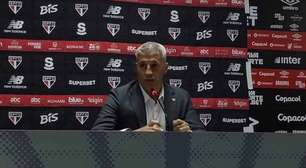 Crespo evita falar de arbitragem em eliminação e se mostra preocupado com lesão de Arboleda