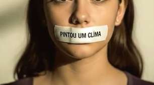 PT usa esparadrapo tapando bocas em campanha com críticas a Bolsonaro