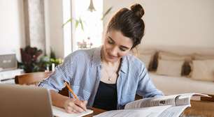 Aprender um novo idioma atrasa o declínio cognitivo, diz estudo