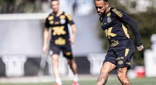 Neymar faz golaço em treino do Santos e divulga o vídeo da jogada